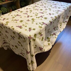 Le Telerie Toscane Biscondola Table Cloth Purple Grape Vine 95”x 65” Vinyard